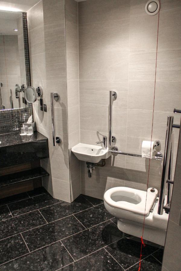 Crowne Plaza London Heathrow T4 By Ihg Hotel Хилингдън Екстериор снимка