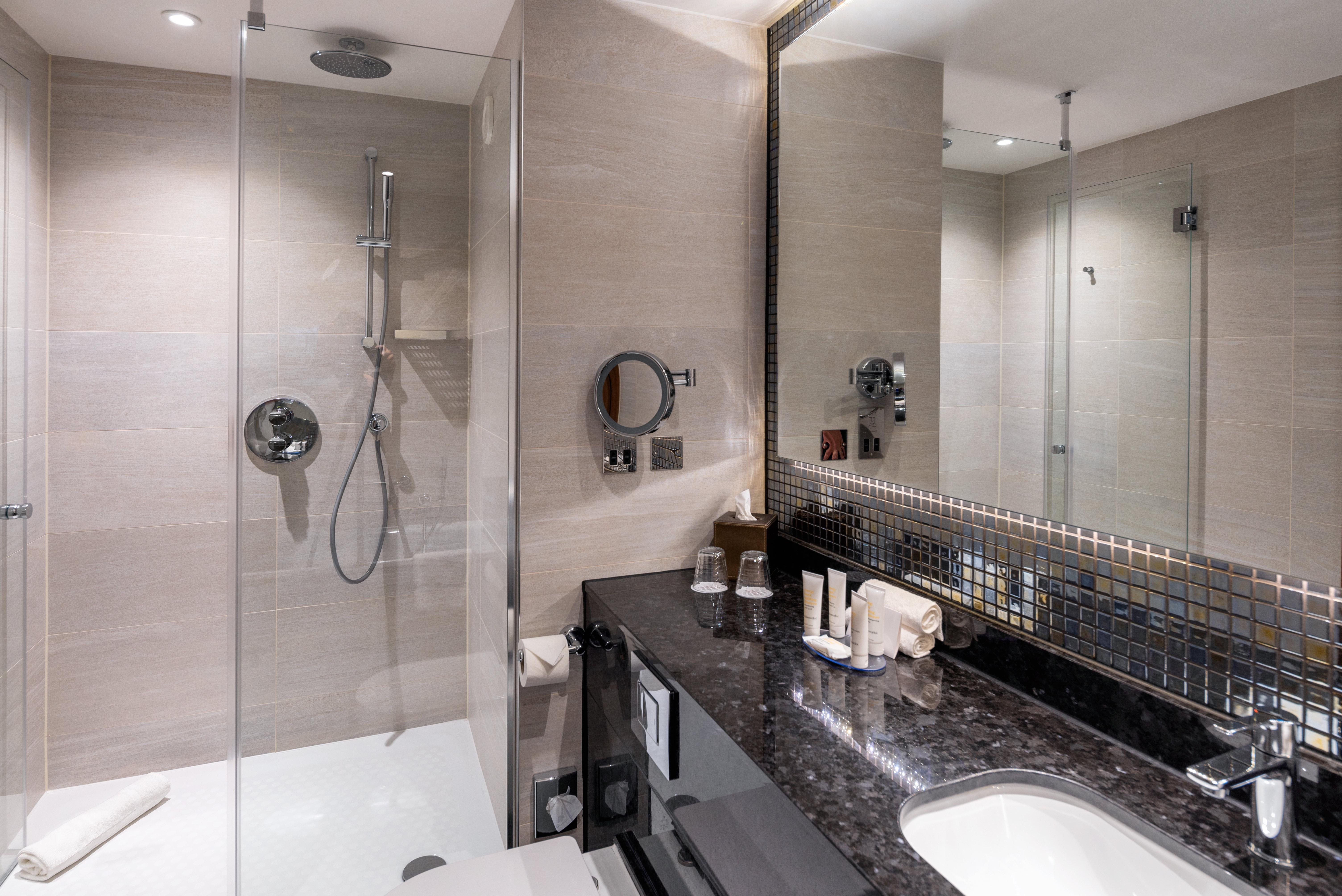 Crowne Plaza London Heathrow T4 By Ihg Hotel Хилингдън Екстериор снимка