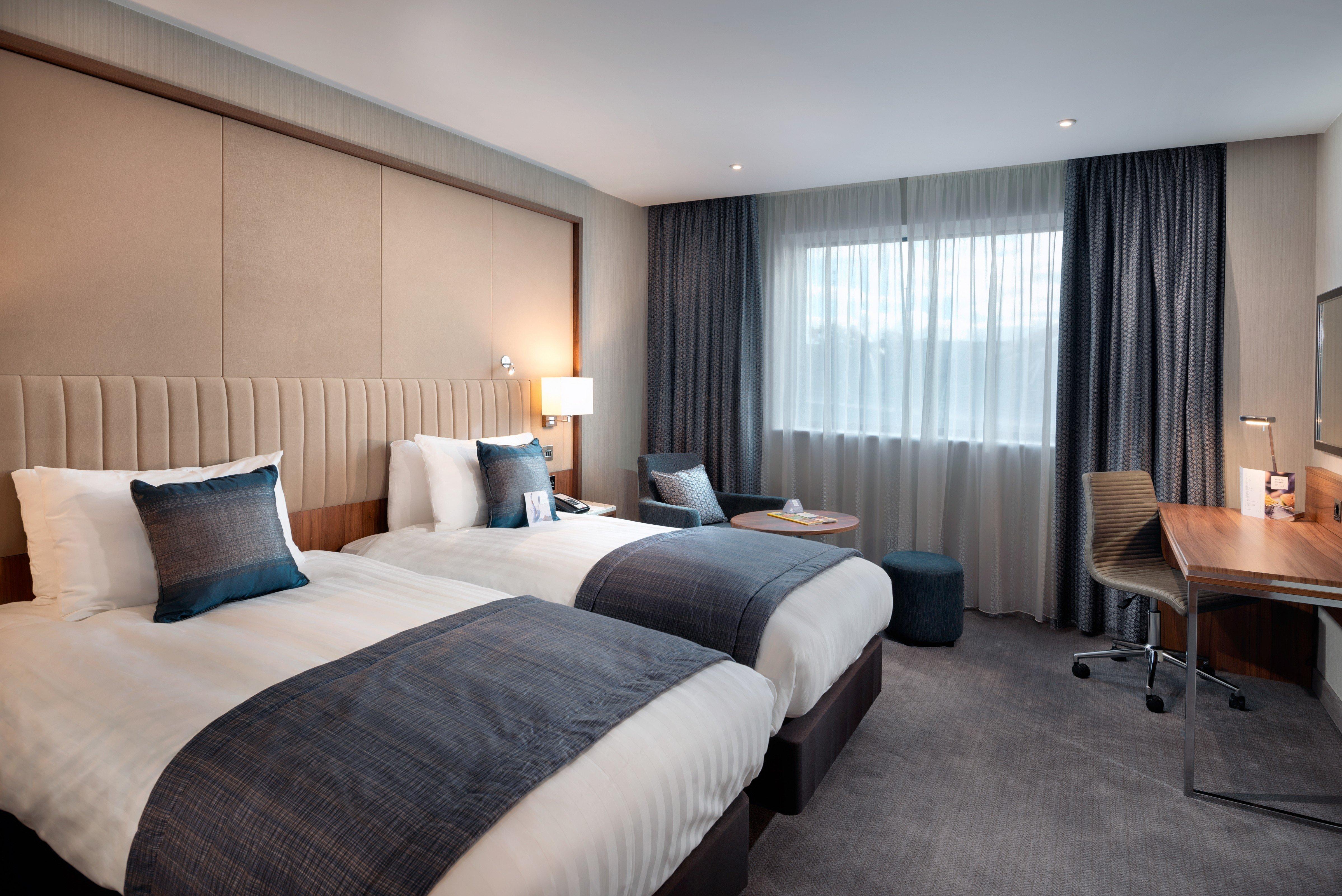 Crowne Plaza London Heathrow T4 By Ihg Hotel Хилингдън Екстериор снимка