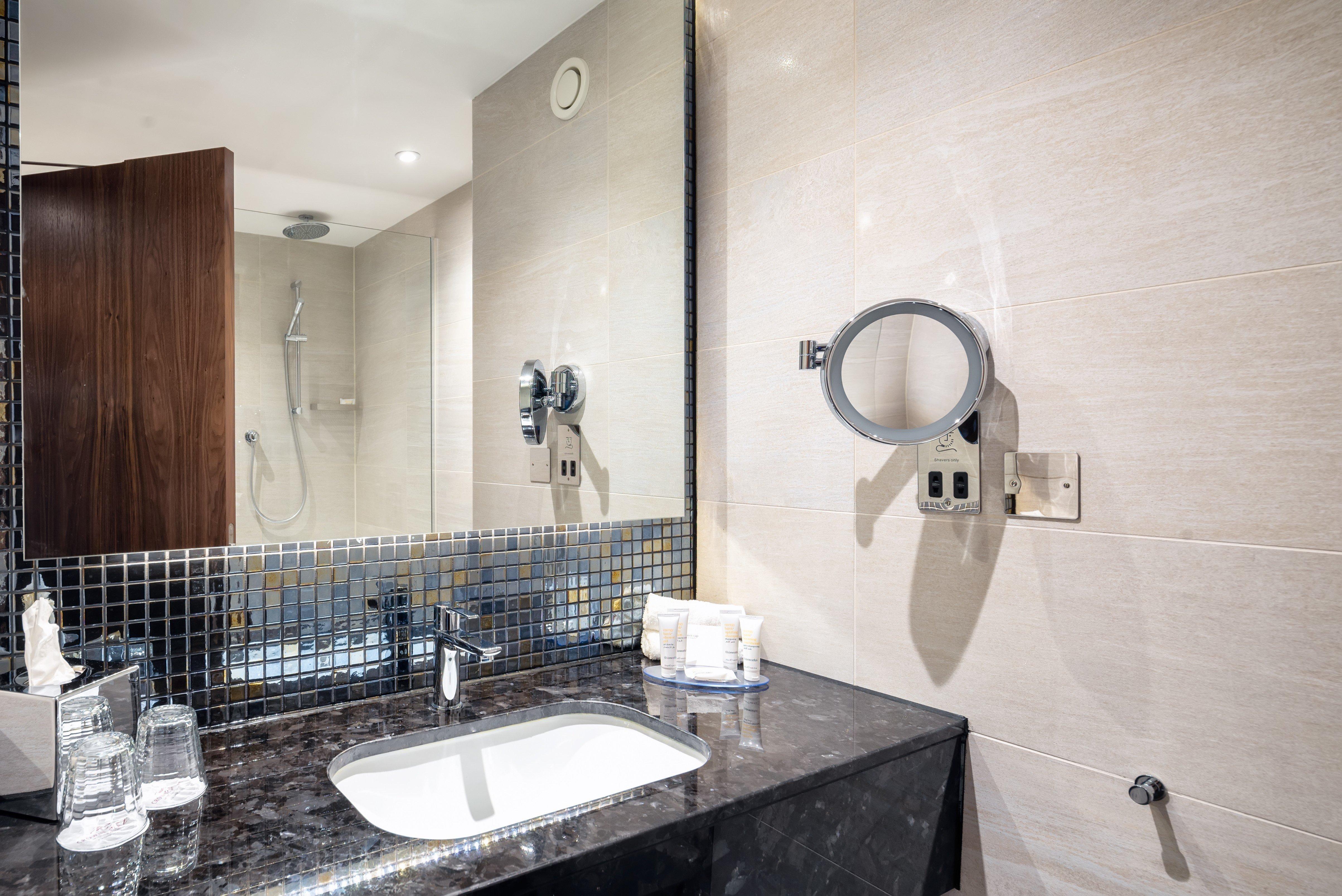 Crowne Plaza London Heathrow T4 By Ihg Hotel Хилингдън Екстериор снимка