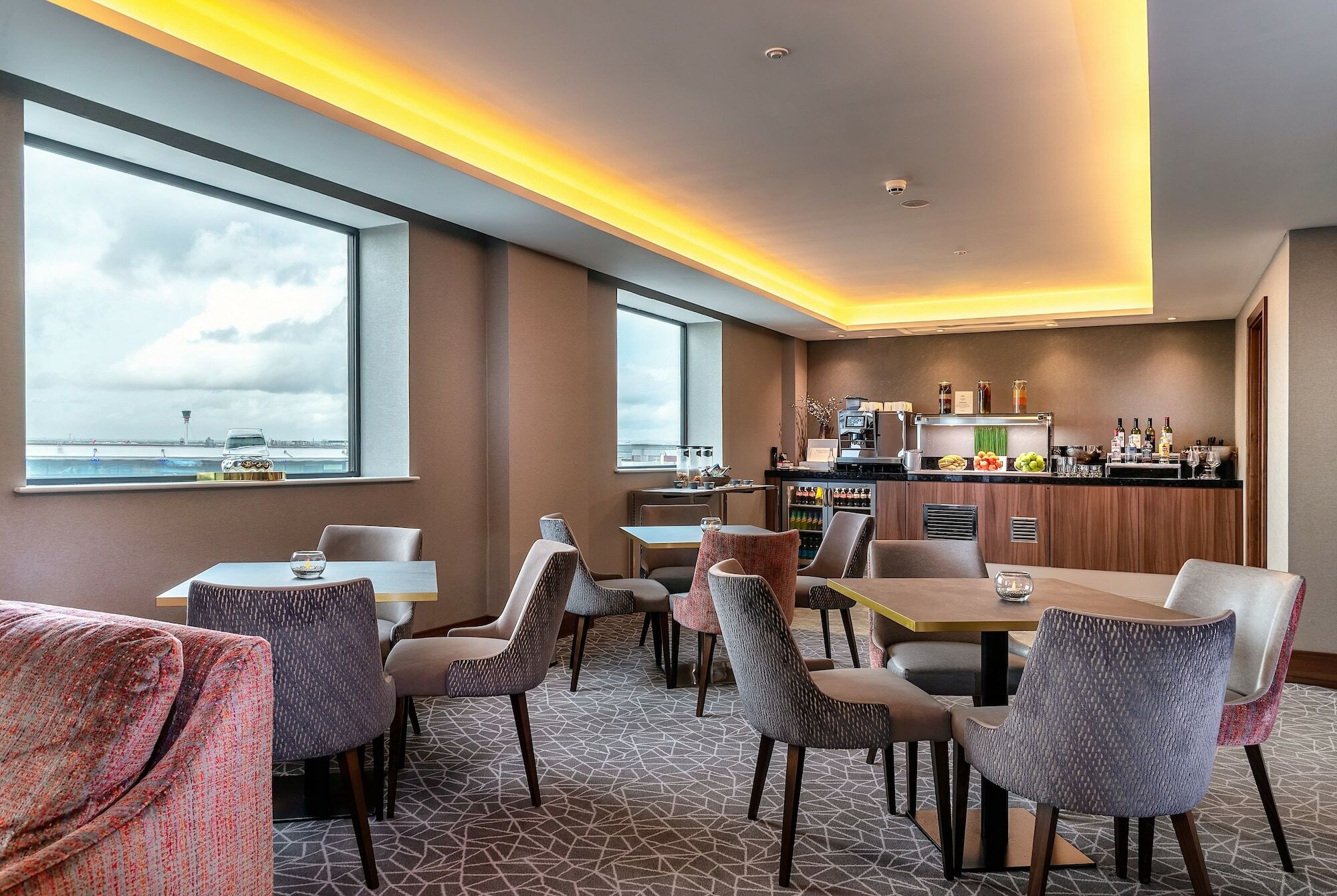 Crowne Plaza London Heathrow T4 By Ihg Hotel Хилингдън Екстериор снимка