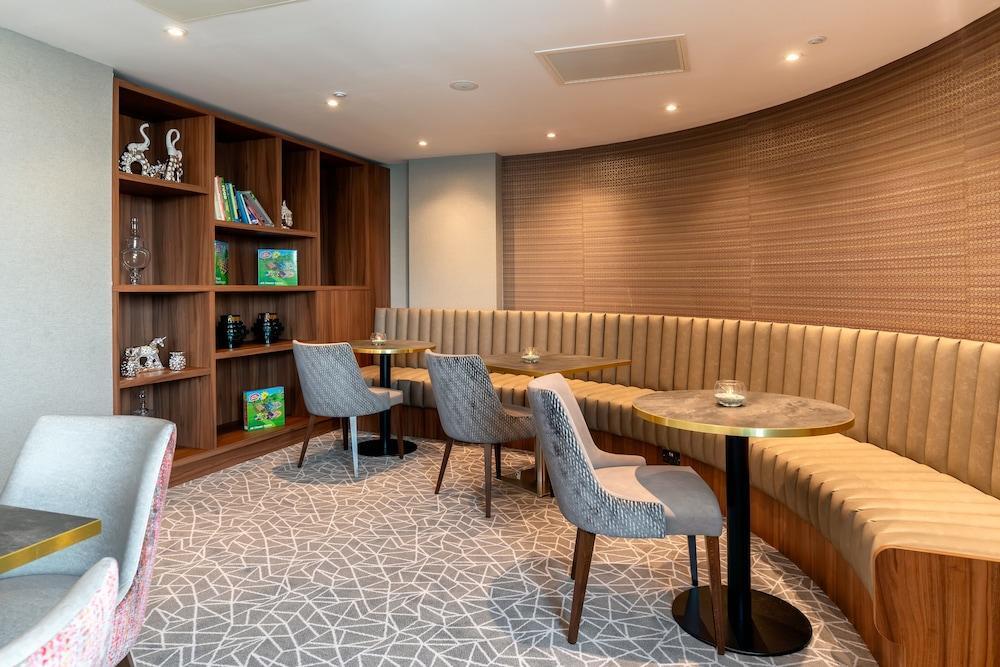 Crowne Plaza London Heathrow T4 By Ihg Hotel Хилингдън Екстериор снимка